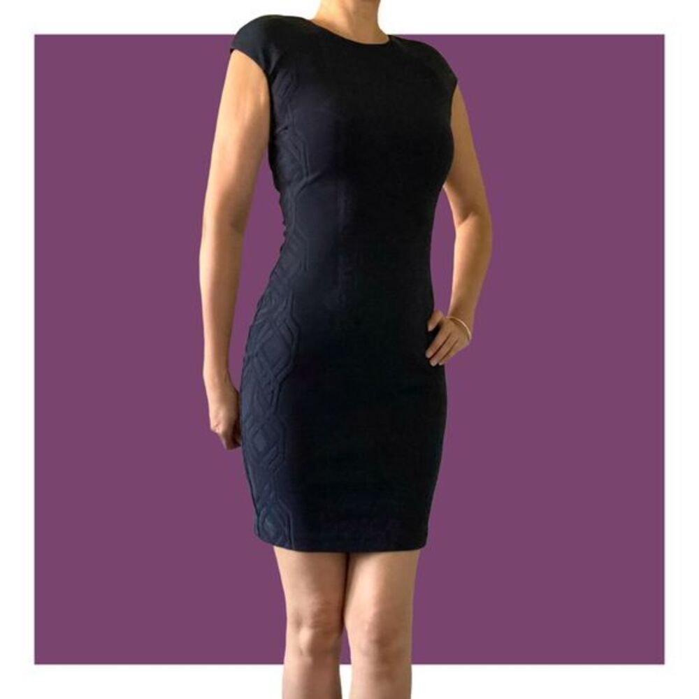 La Pina By David Helwani Navy Sleeveless Back Cutout Geometric Embossed Dress